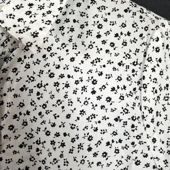Court & Rowe White Black Mini Floral Print Button Up Blouse - Picture 6 of 9